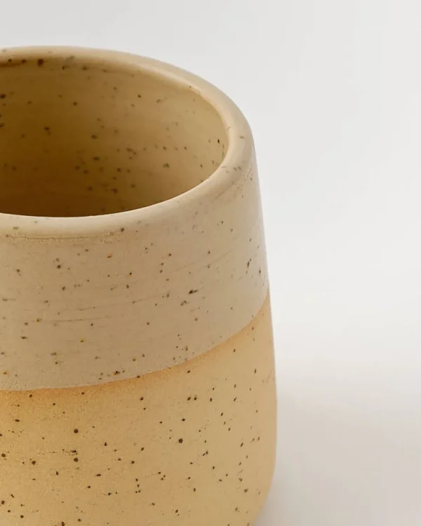 ALYSI TAZZA- Madlen Ceramics